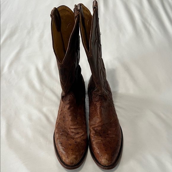 Cavender’s Ostrich Print Round Toe Cowboy Boots - Picture 3 of 16